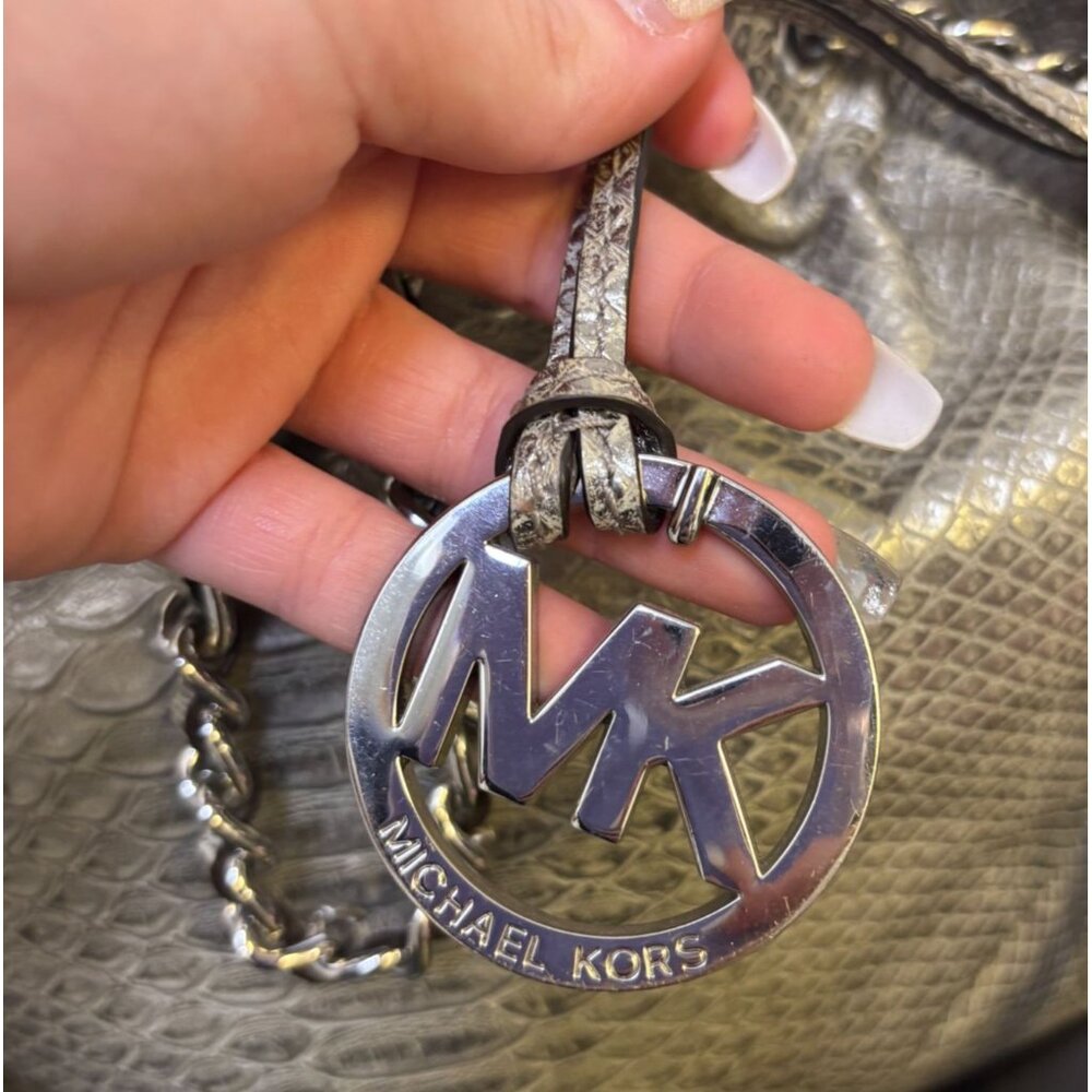 Michael Kors Metallic Snake Print Shoulder Bag With Chain Strap - Picture 4 of 7